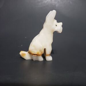Onzx Carved Dog Minature Figurine 2.25"×2.25" Home Decor